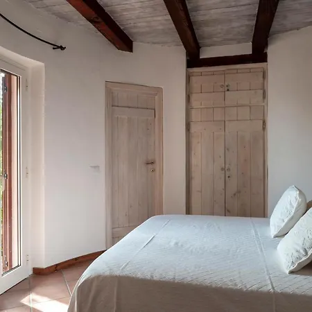 Semesterbostad Ponente *